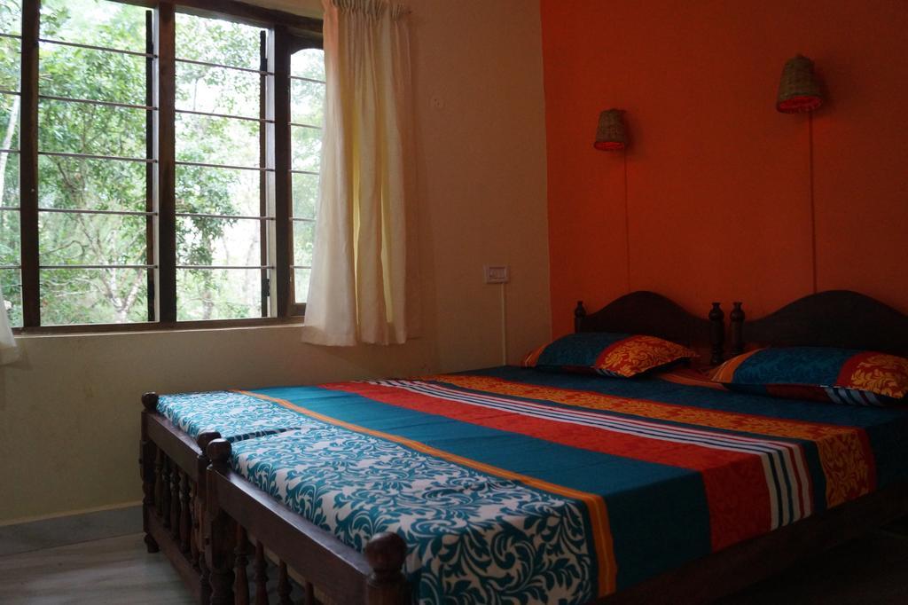 Jungleparadiso Homestay Thekkady Esterno foto